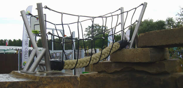 Big catwalk ropes - Rubicon Play bespoke play ropes